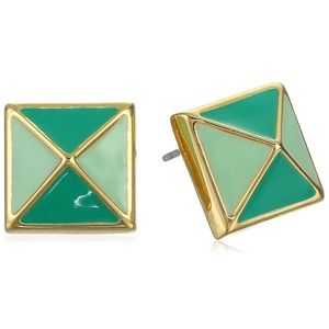 T Tahari green pyramid studs